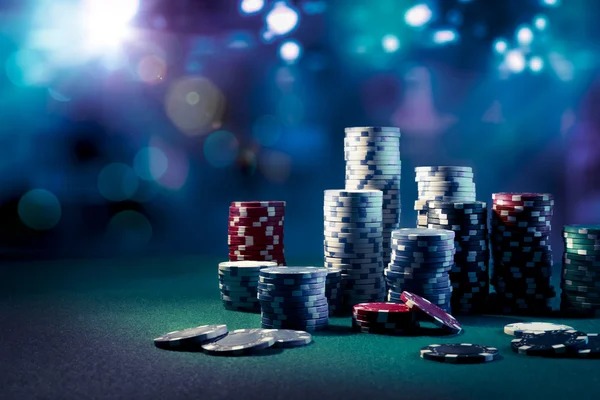 yolo4d platform showing live dealer studio, sportsbook markets, and slot games interface