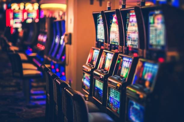 yolo4d mobile app interface showing live blackjack table and sportsbook markets